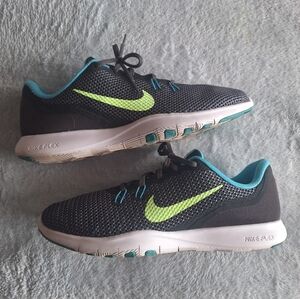 Nike Flex TR7 Womens Athletic Running Shoes Size 11 Gray Blue Green Black